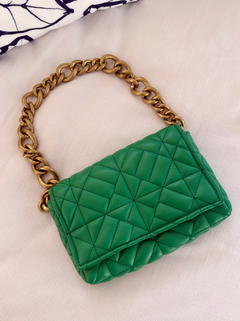 Zara Green Quilted Shoulder Bag With Chunky Gold-Tone Chain